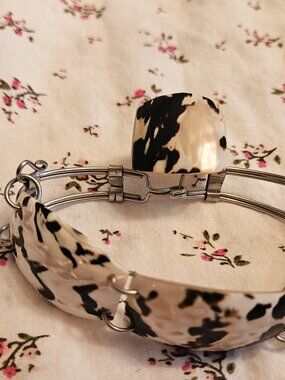 Vintage Sigua Shell bracelet and matching ring